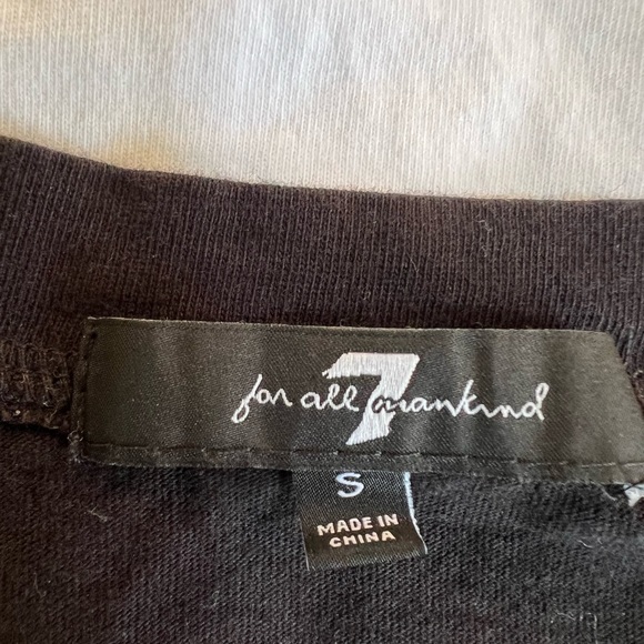 7 For All Mankind Knotted Sleeve T-shirt Bundle - Picture 5 of 5